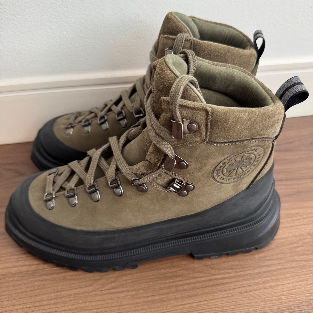 Canada Goose Journey Boot in Military Green & Black